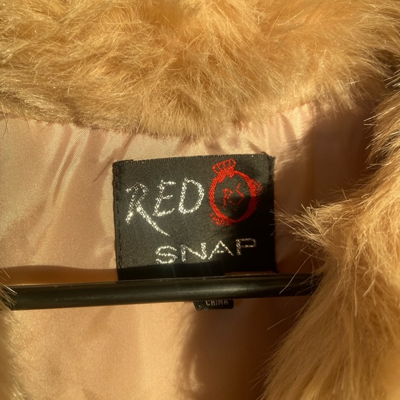 Red snap vest - Large - Picture 2 of 6